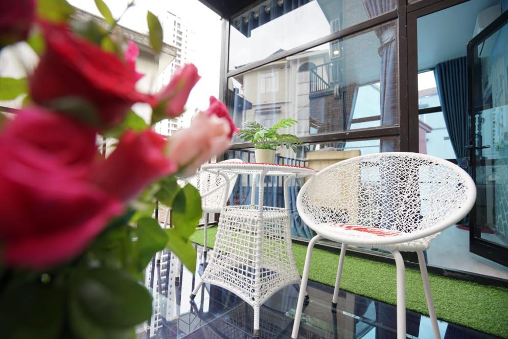 הלונג Almor Hostel With Pool In Right Center מראה חיצוני תמונה
