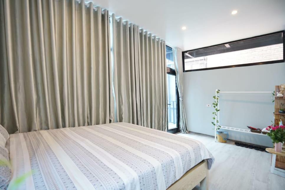 הלונג Almor Hostel With Pool In Right Center מראה חיצוני תמונה